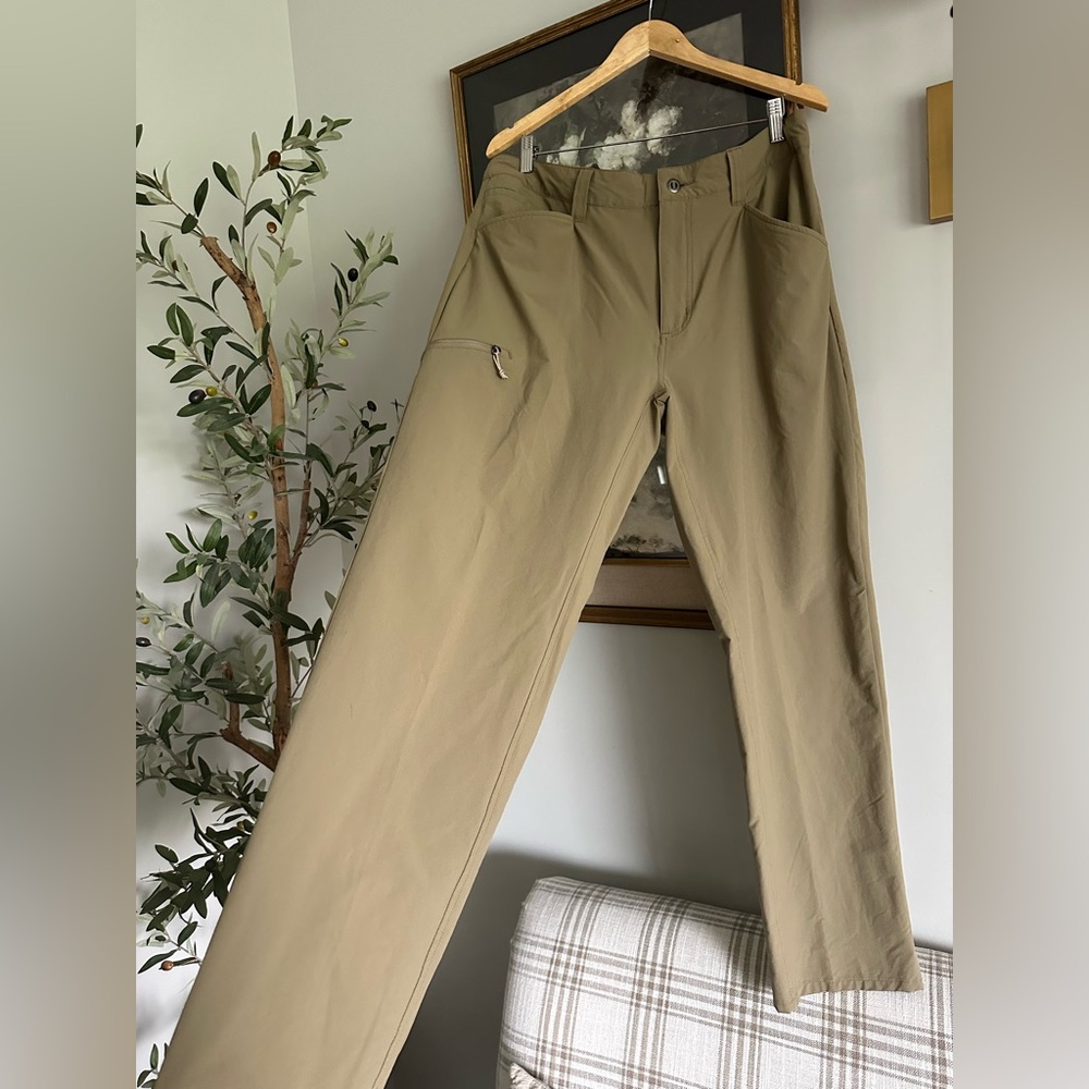 Patagonia Men's Quandary Pants - Regular Classic Tan Size 38x32 - Picture 2 of 12